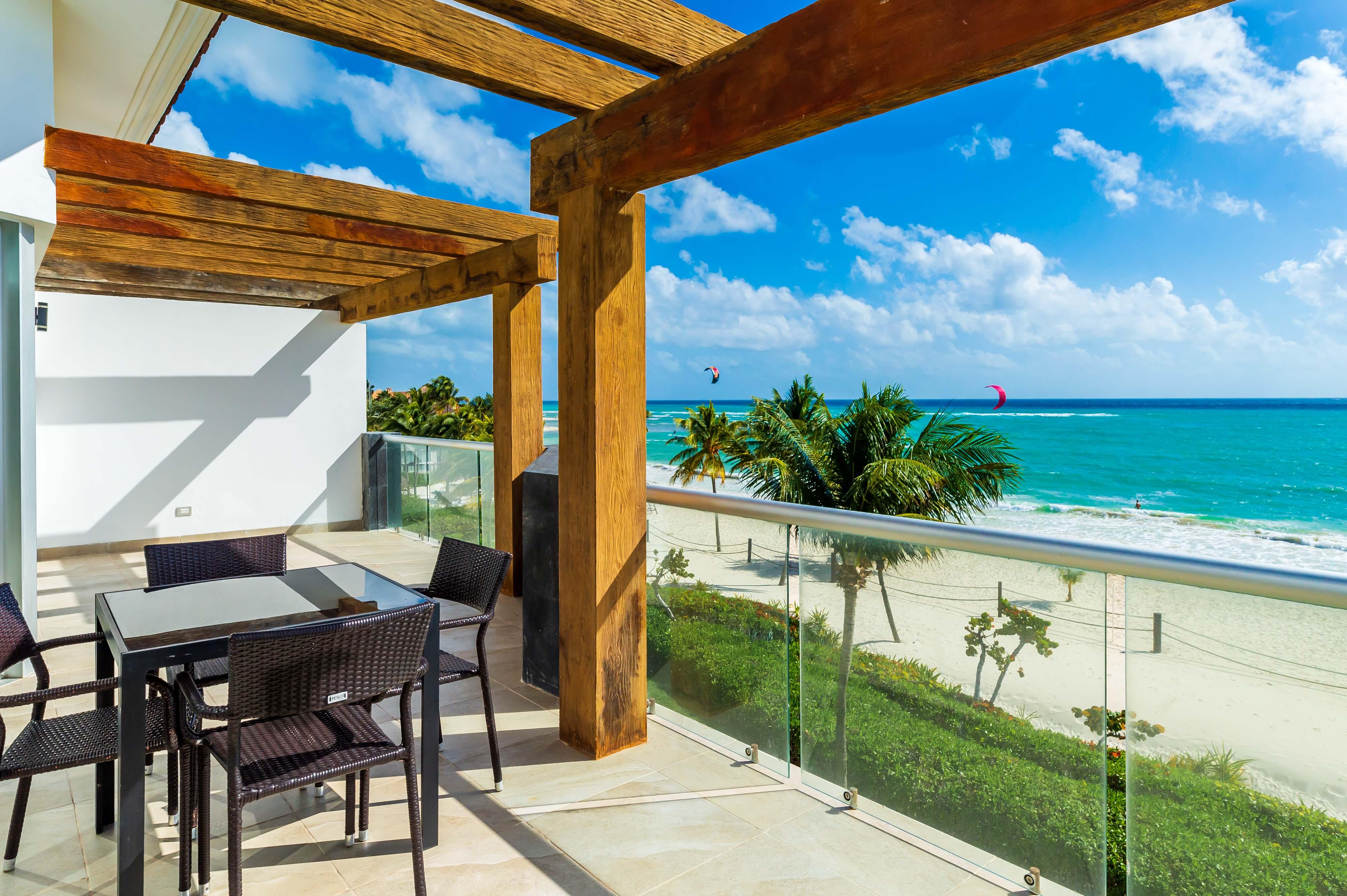 Mareazul Beach Front Resort Плайя-дель-Кармен Екстер'єр фото