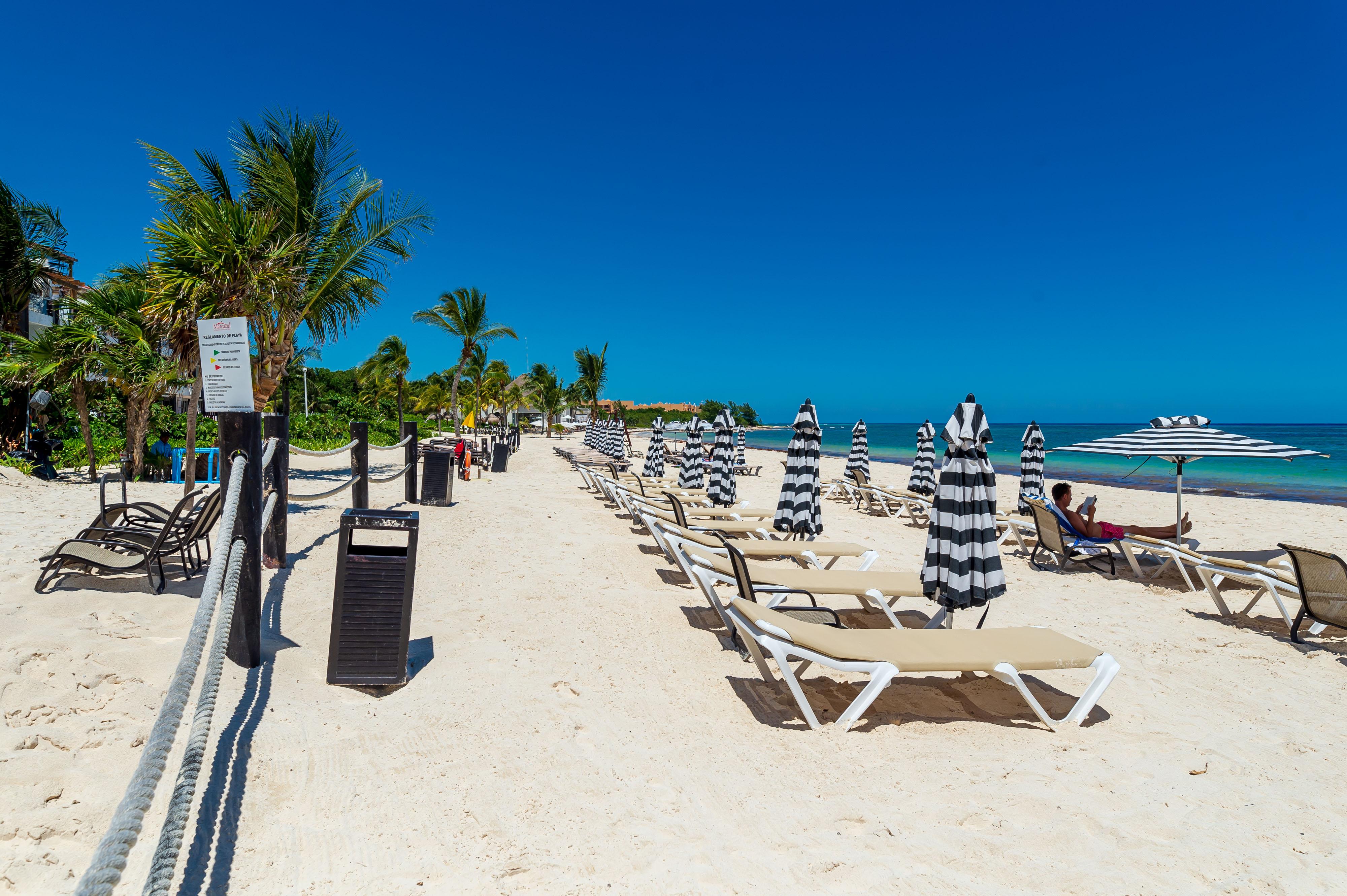 Mareazul Beach Front Resort Плайя-дель-Кармен Екстер'єр фото